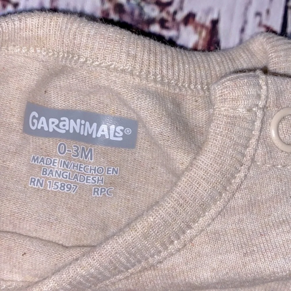 Garanimals so cute rainbow onesie size 0-3 months